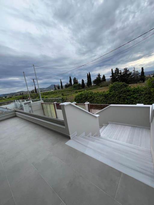 Villa Maria Eirini Lechaio Exteriör bild